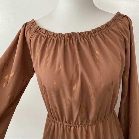 ✨ Flynn Skye Genevive Maxi Dress Gold Rush - Picture 5 of 10